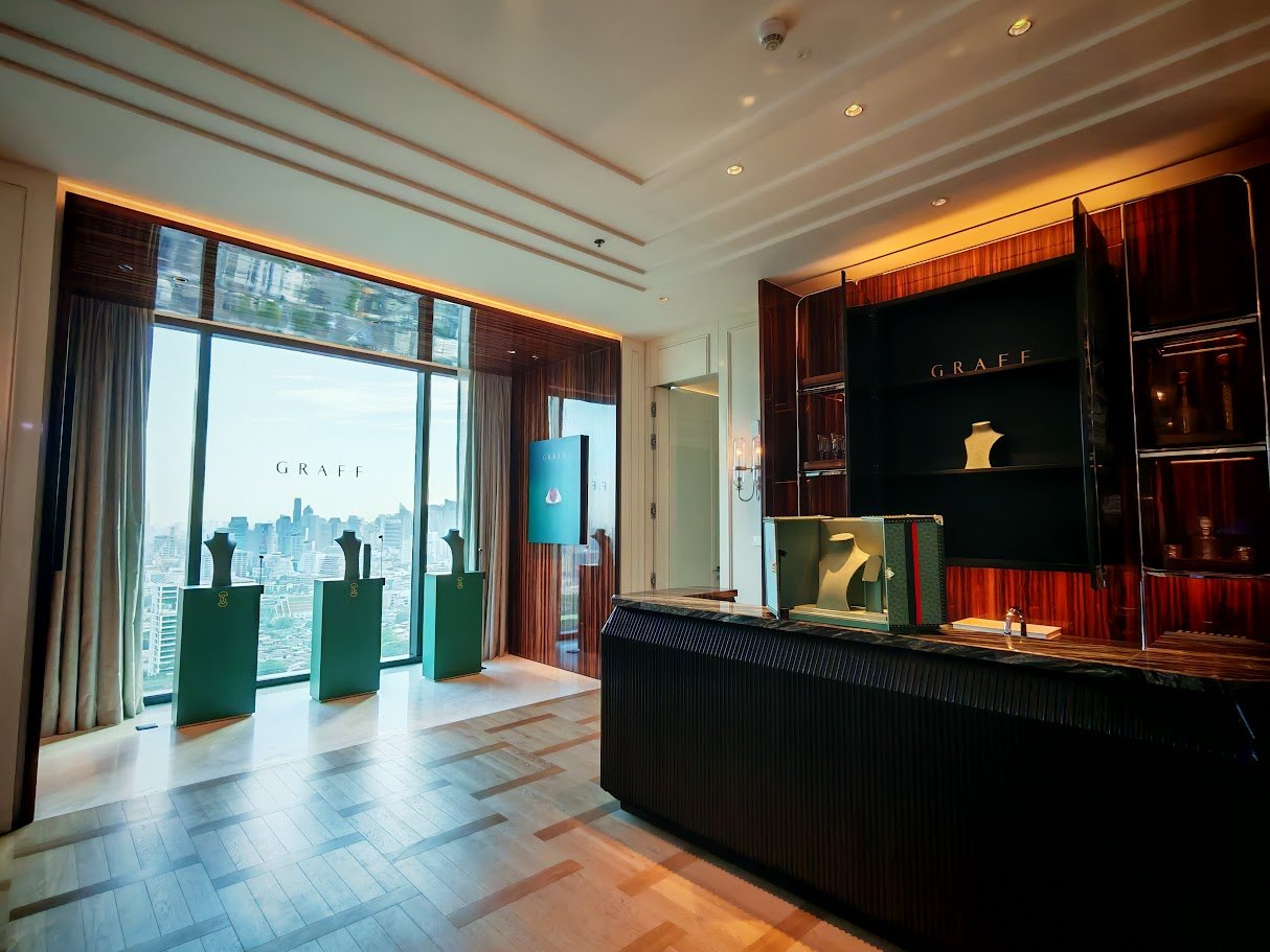 Graff high jewellery suite environment